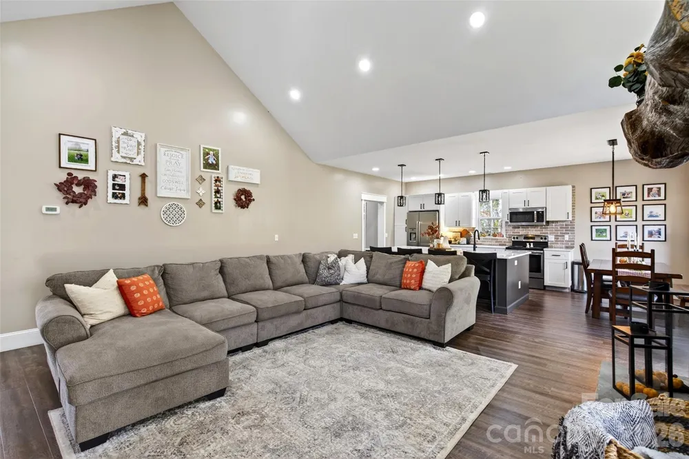 515 Marble Mine Road Bakersville, NC 28705
