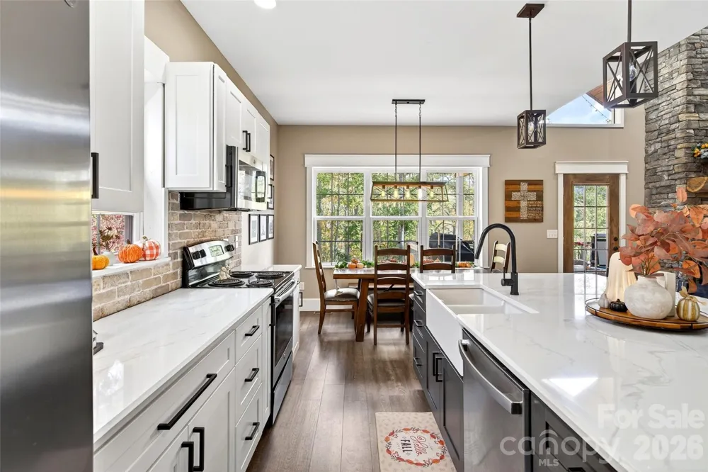 515 Marble Mine Road Bakersville, NC 28705