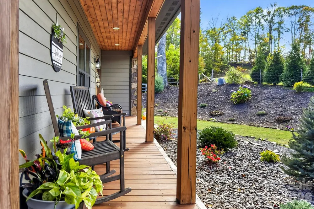 515 Marble Mine Road Bakersville, NC 28705