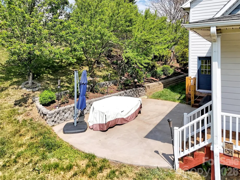 237 Midway Crossing Clyde, NC 28721