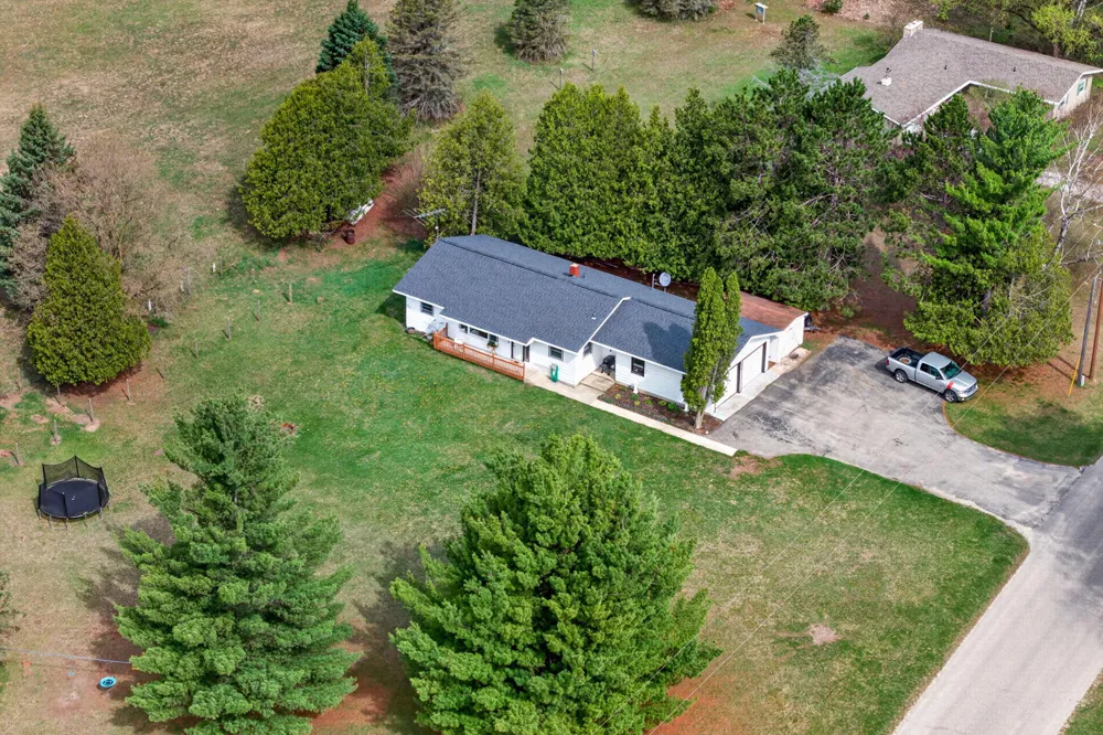 4079 Wild Turkey Trail Reed City, MI 49677