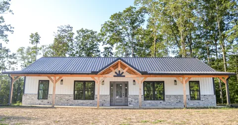 1327 Hop Smith Rd