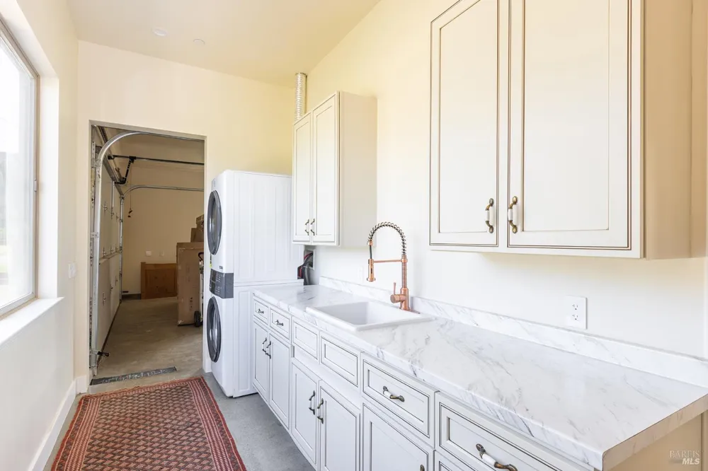 753 Sunnyside Road St. Helena, CA 94574
