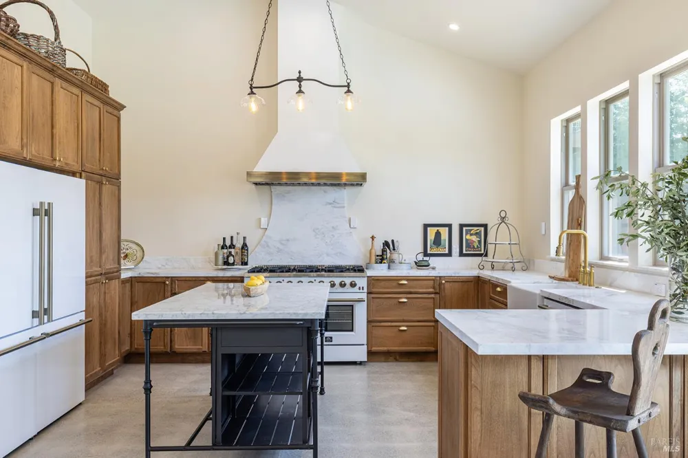 753 Sunnyside Road St. Helena, CA 94574