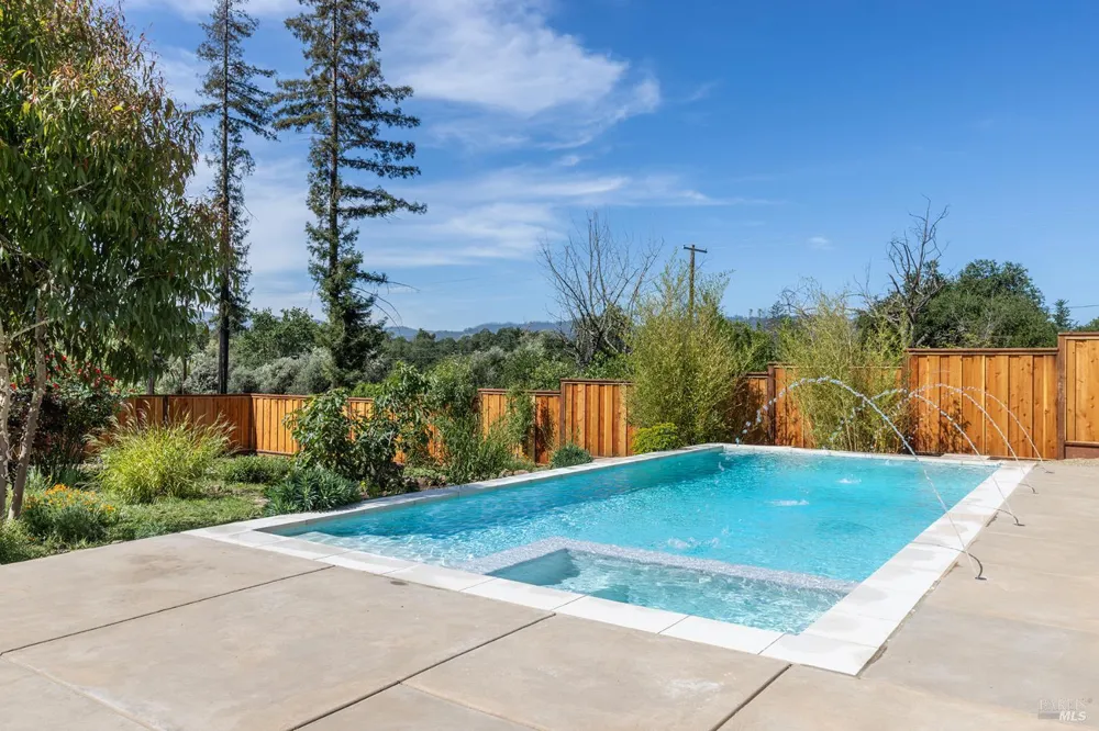 753 Sunnyside Road St. Helena, CA 94574