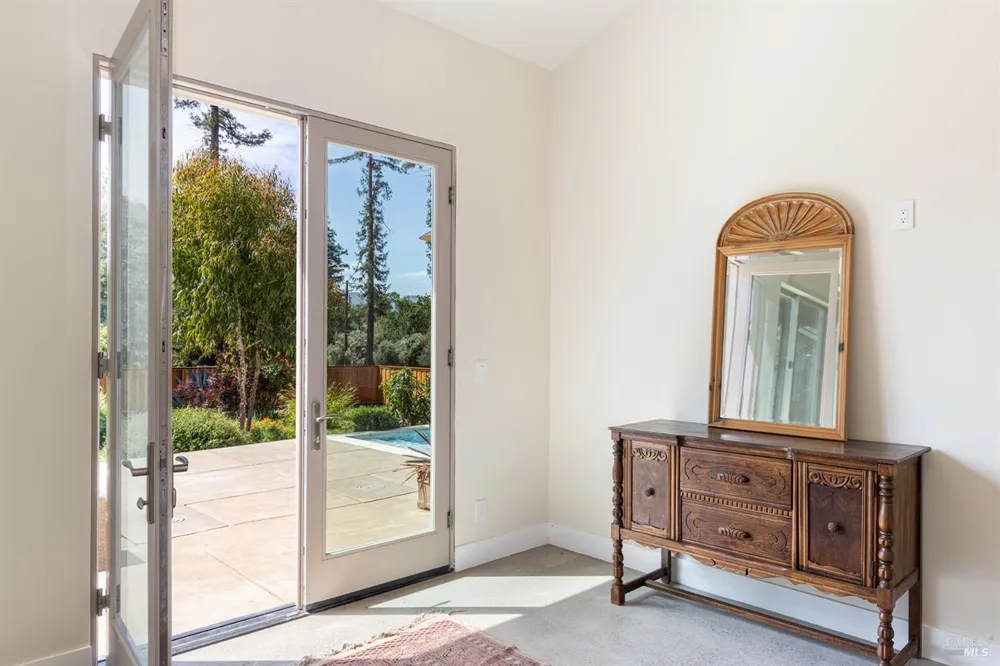 753 Sunnyside Road St. Helena, CA 94574