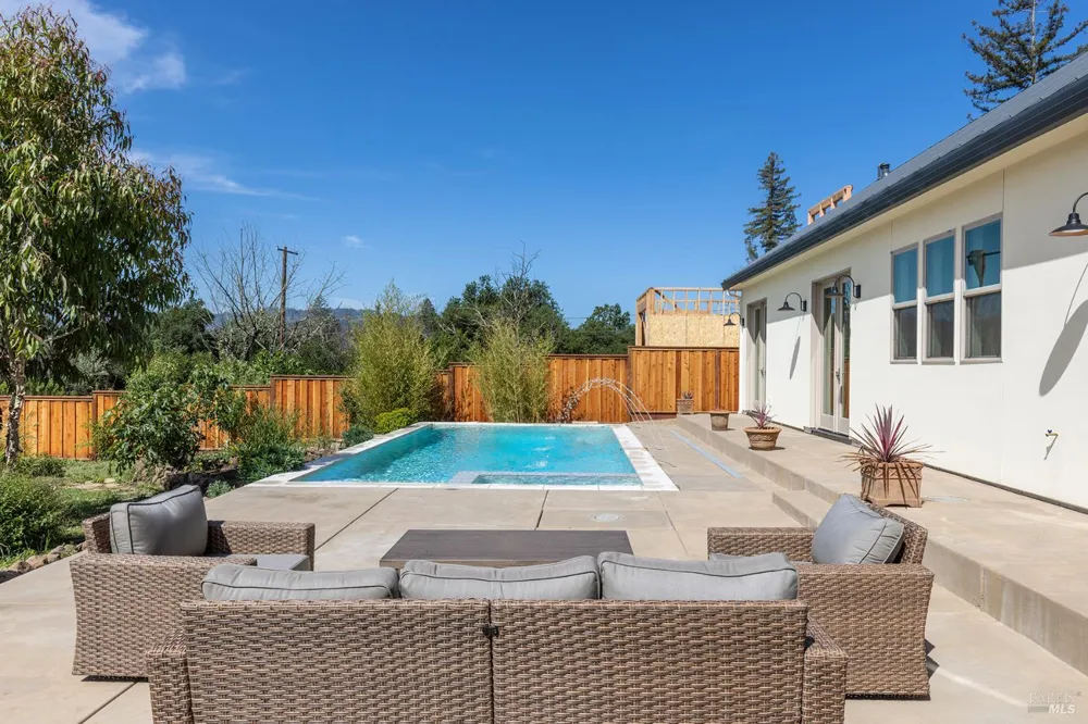 753 Sunnyside Road St. Helena, CA 94574