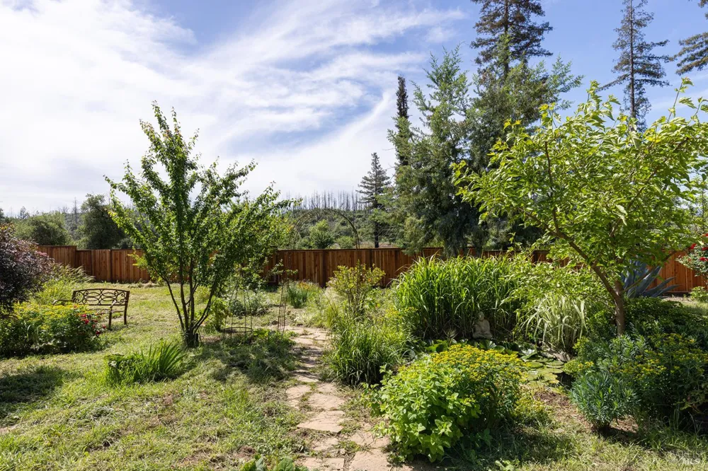 753 Sunnyside Road St. Helena, CA 94574