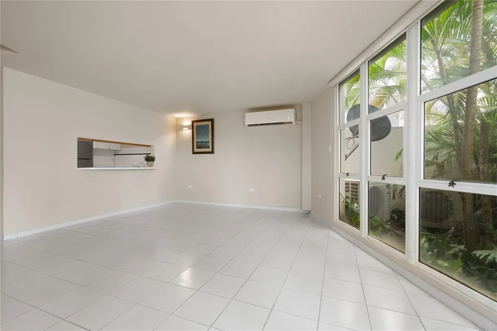 125 PALMARINA CLUB #12 Humacao, PR 00791
