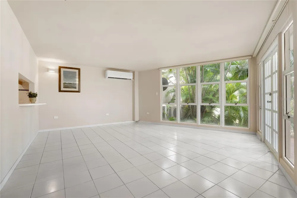 125 PALMARINA CLUB #12 Humacao, PR 00791