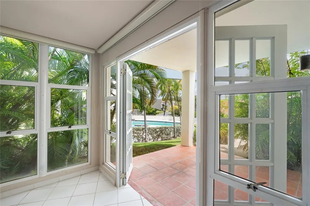 125 PALMARINA CLUB #12 Humacao, PR 00791