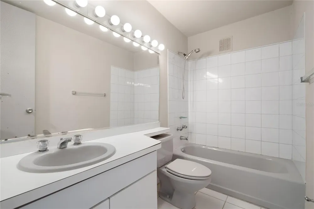 125 PALMARINA CLUB #12 Humacao, PR 00791