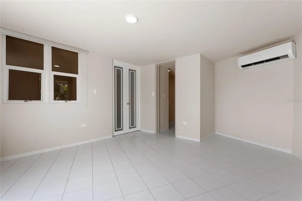 125 PALMARINA CLUB #12 Humacao, PR 00791