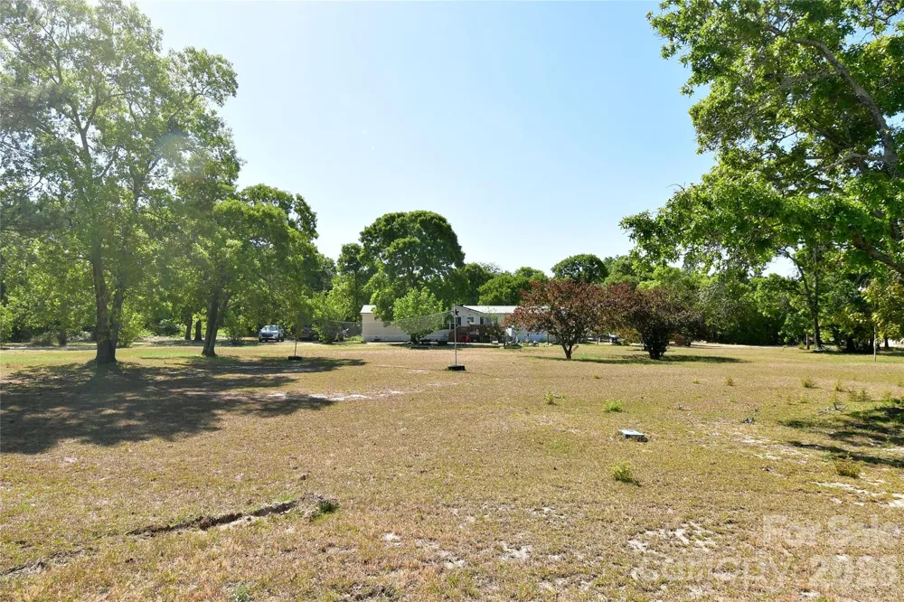 4348 JOHN GARDNER ROAD Kershaw, SC 29067