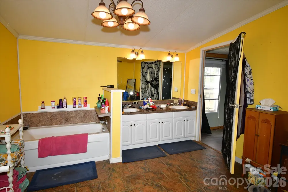 4348 JOHN GARDNER ROAD Kershaw, SC 29067
