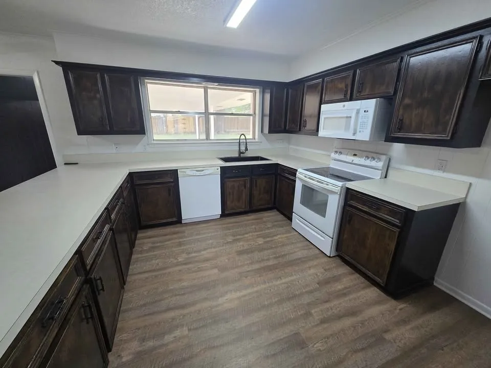 1018 Clark Mexia, TX 76667