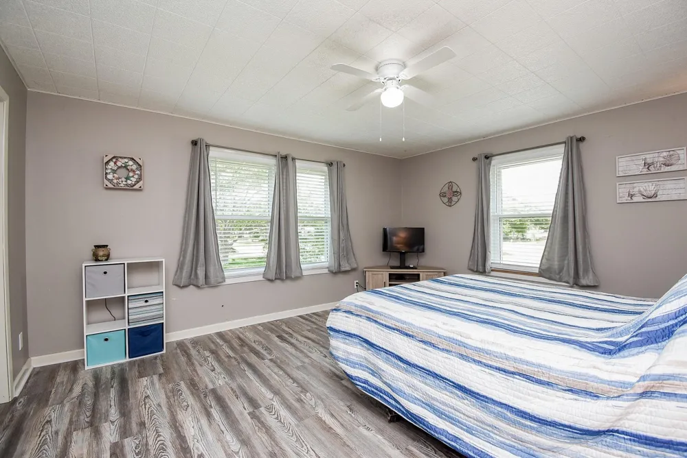 225 Swallow Drive Palacios, TX 77465