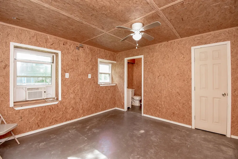 225 Swallow Drive Palacios, TX 77465