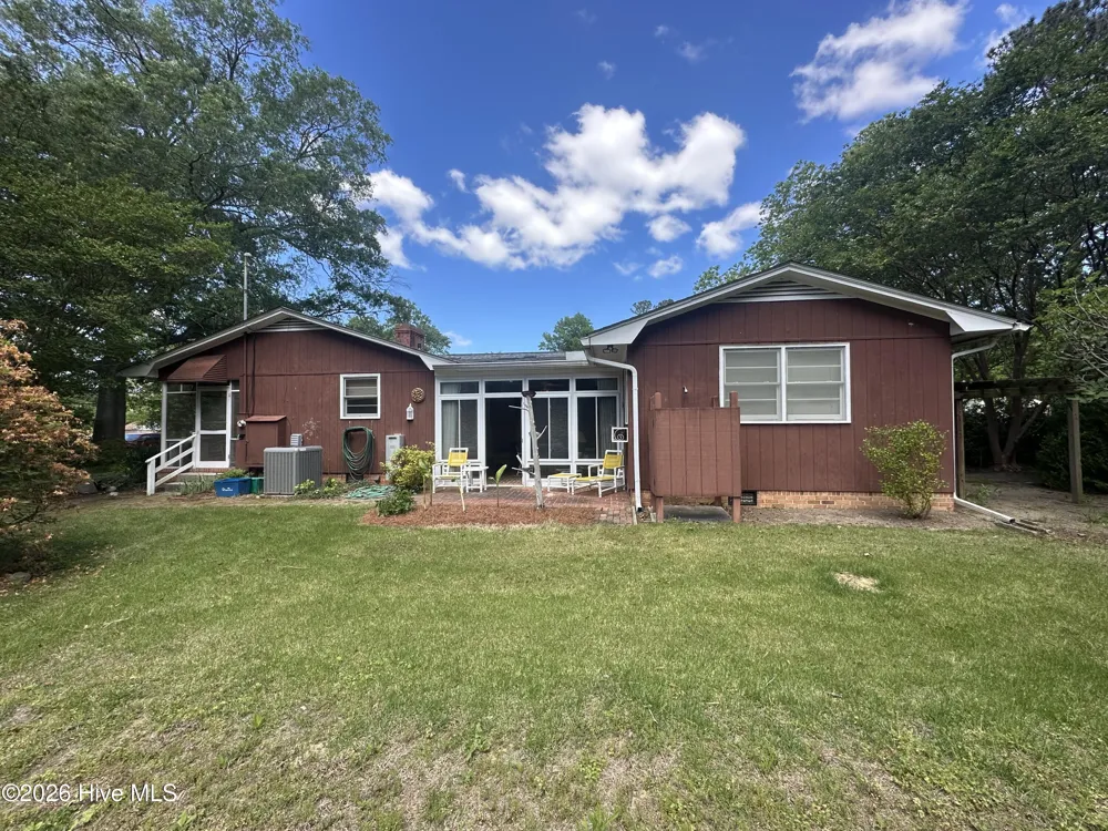 604 W Woodland Avenue Woodland, NC 27897