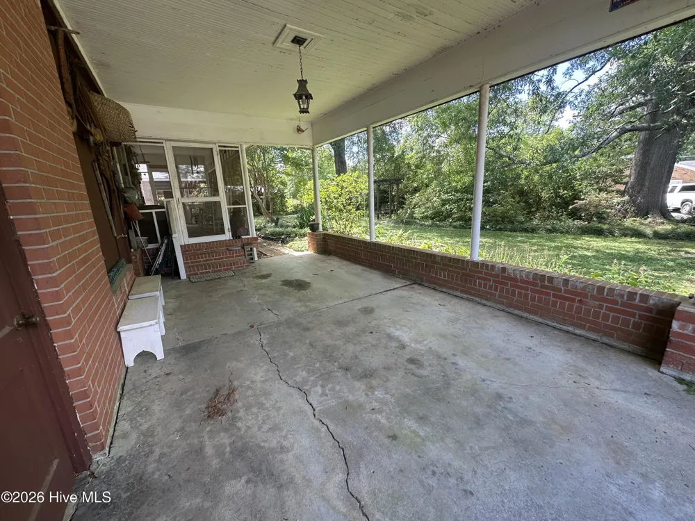 604 W Woodland Avenue Woodland, NC 27897