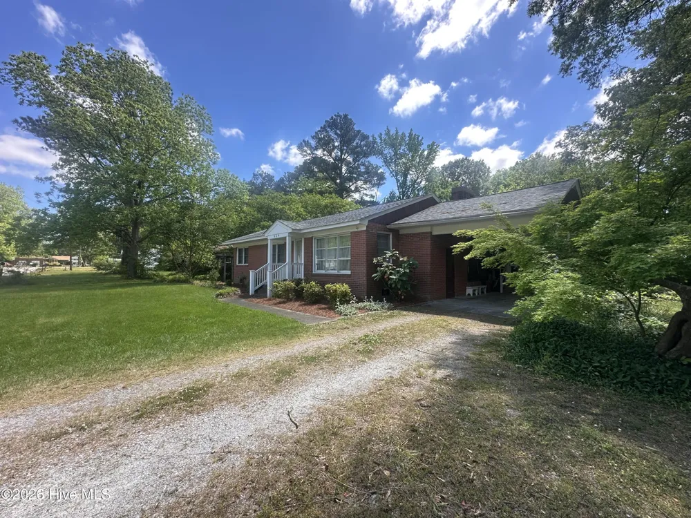 604 W Woodland Avenue Woodland, NC 27897