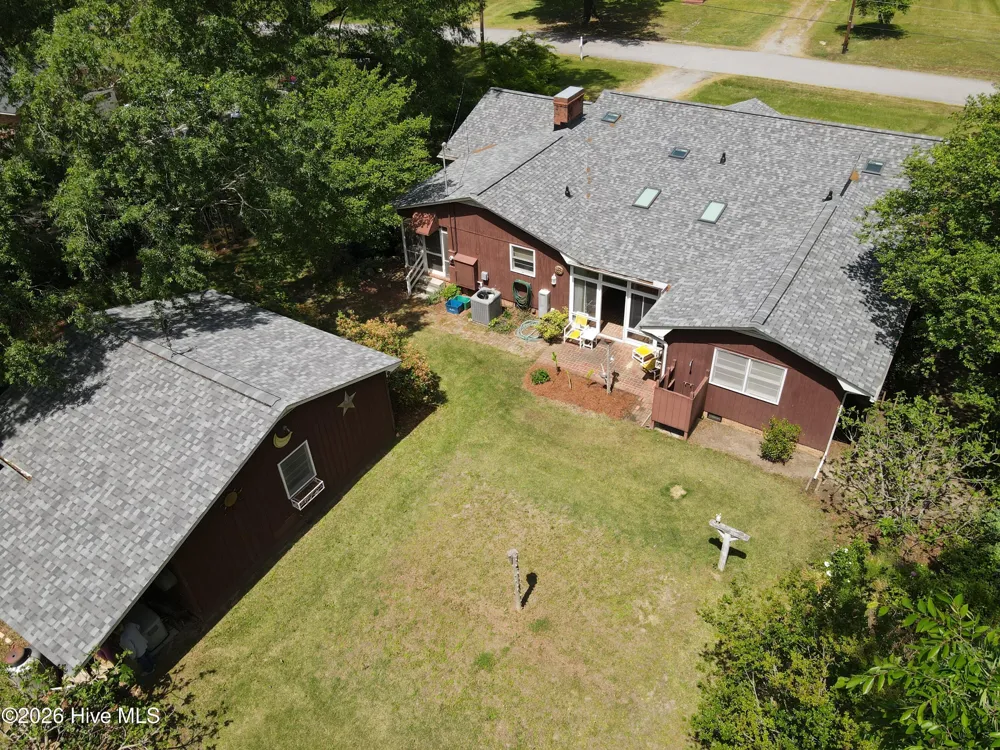 604 W Woodland Avenue Woodland, NC 27897