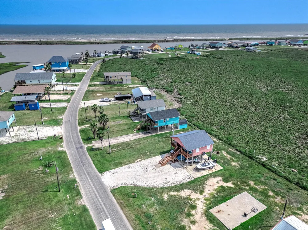264 County Road 205 Sargent, TX 77414