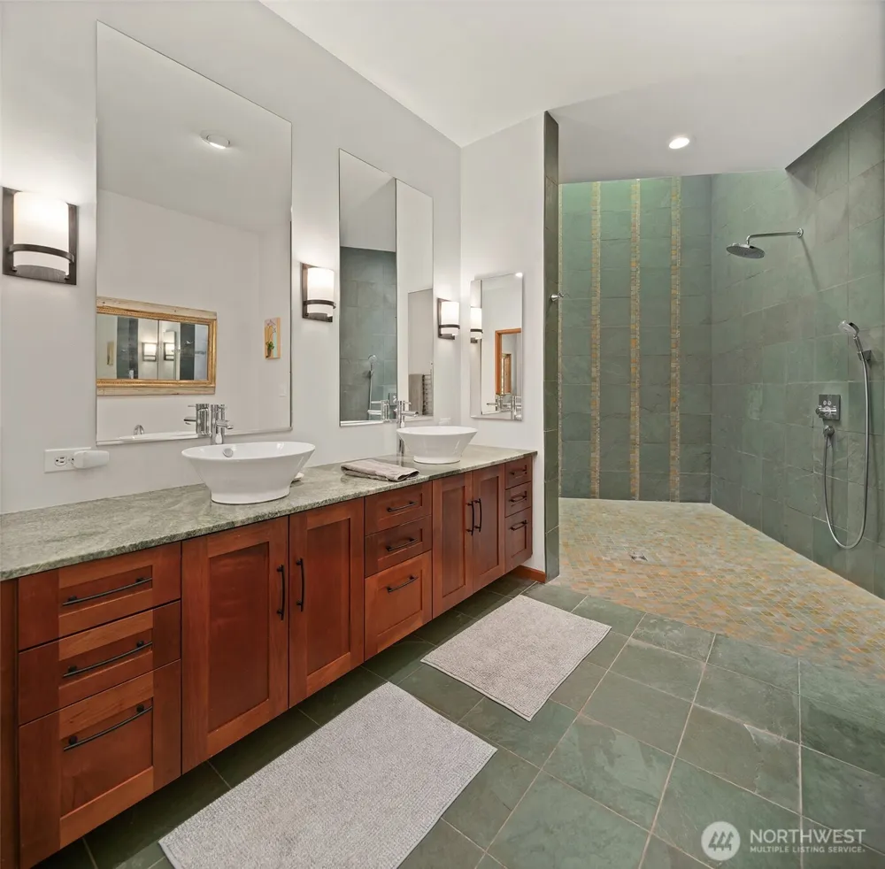 8425 SW 216th Street Vashon, WA 98070