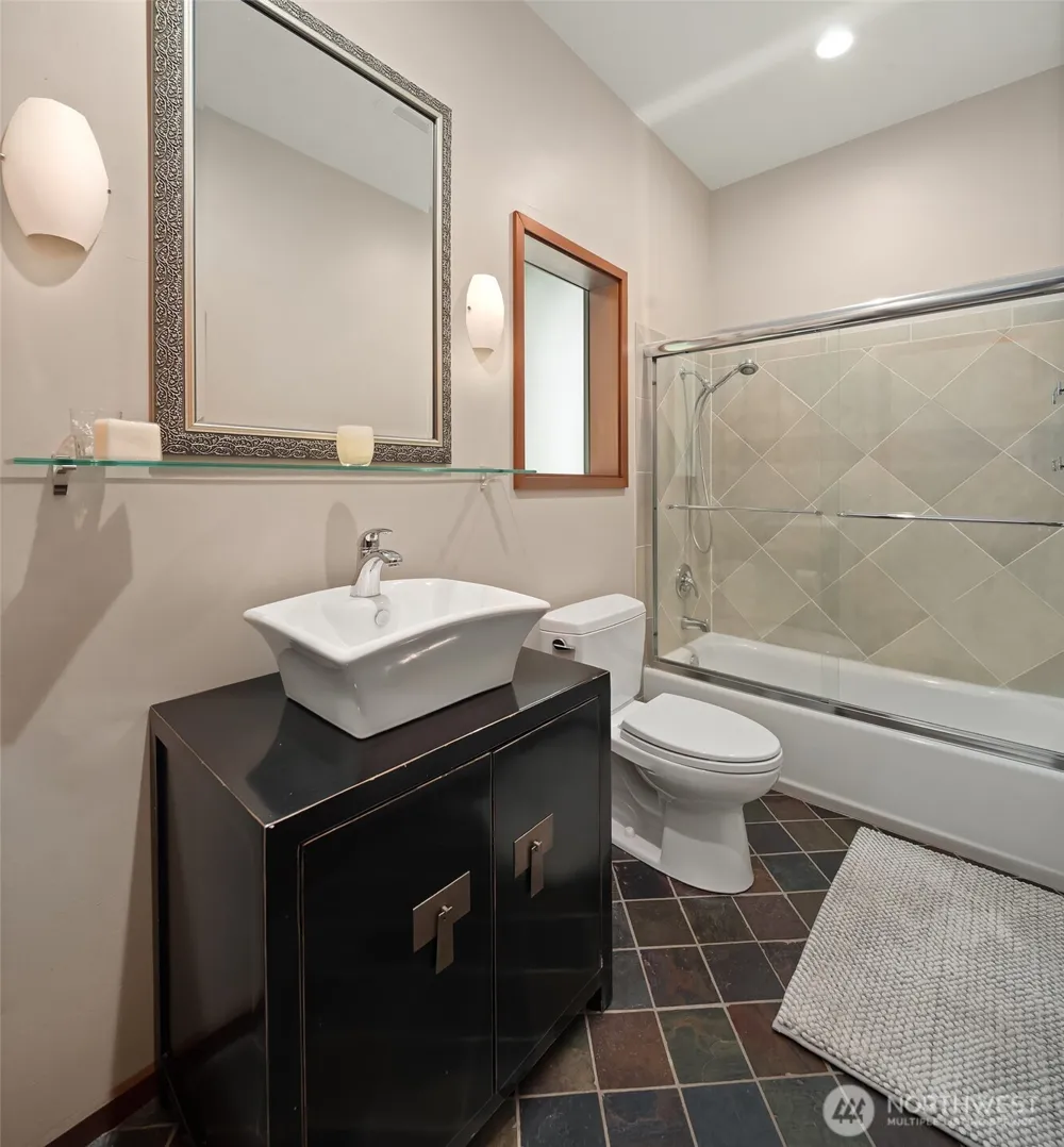 8425 SW 216th Street Vashon, WA 98070