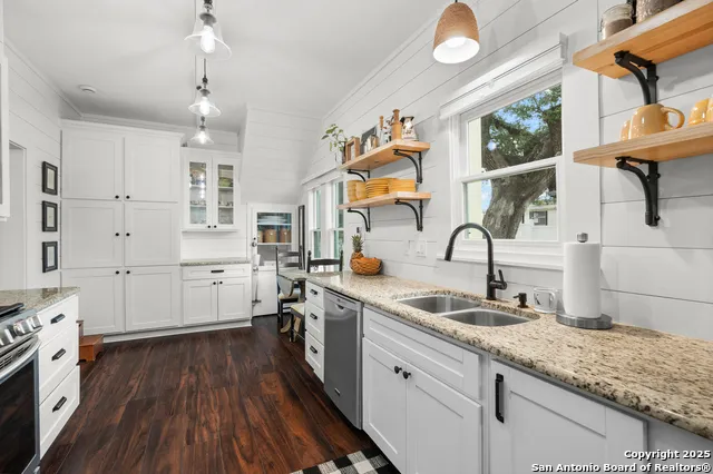 508 Main Marble Falls, TX 78654