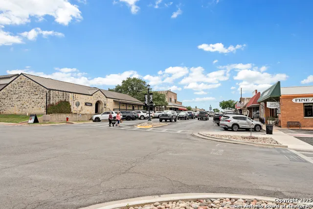 508 Main Marble Falls, TX 78654