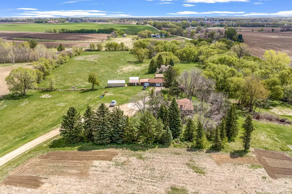 18880 Cedar Avenue Farmington, MN 55024
