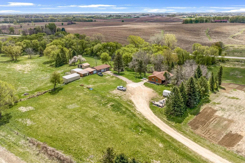 18880 Cedar Avenue Farmington, MN 55024