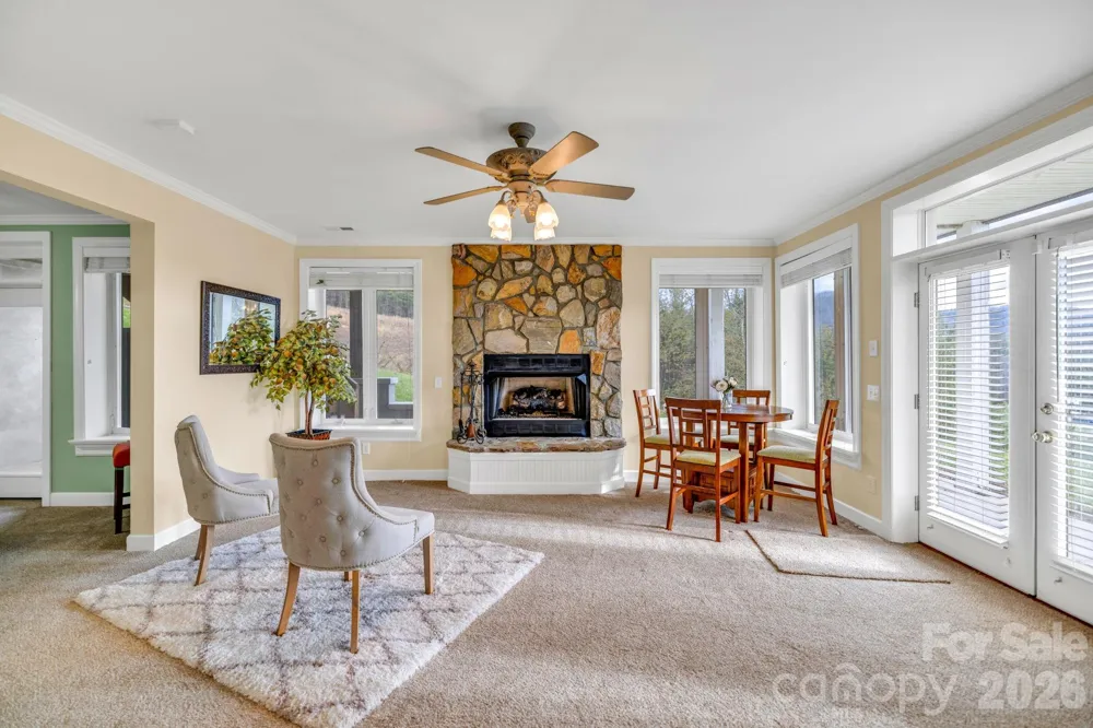 361 Osprey Place West Jefferson, NC 28694