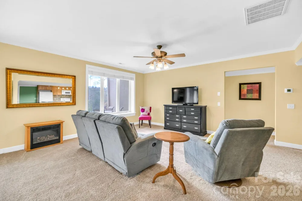 361 Osprey Place West Jefferson, NC 28694