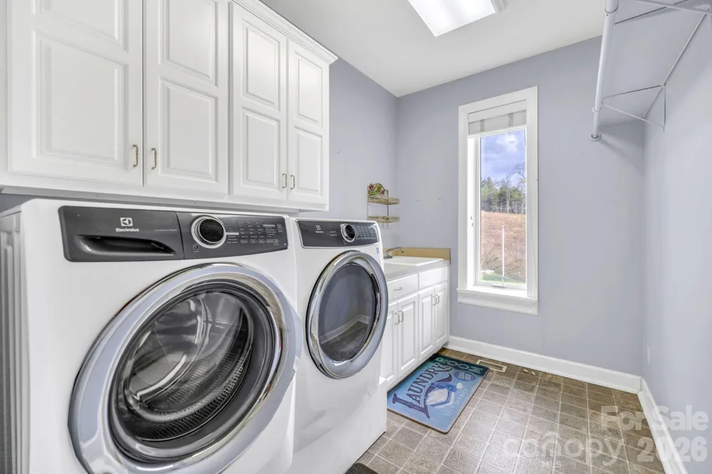 361 Osprey Place West Jefferson, NC 28694