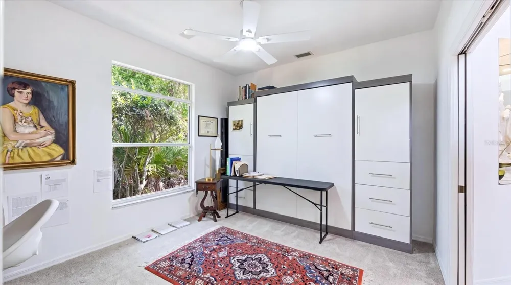 8009 HAMPTON COURT University Park, FL 34201