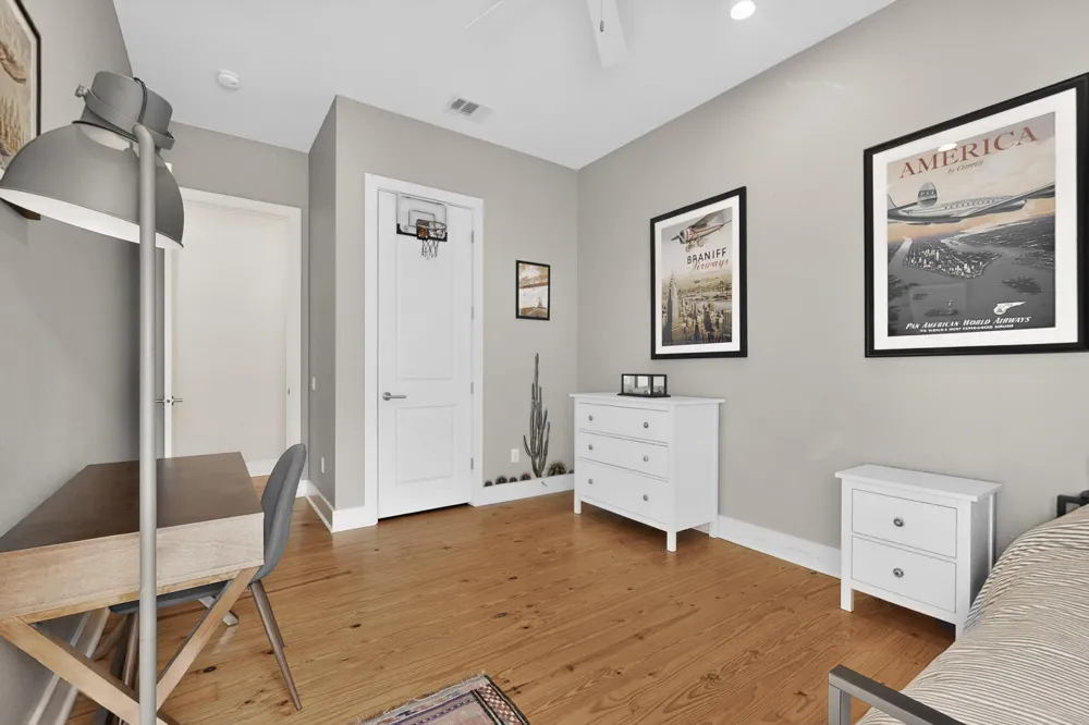807 W Gibson Street Austin, TX 78704