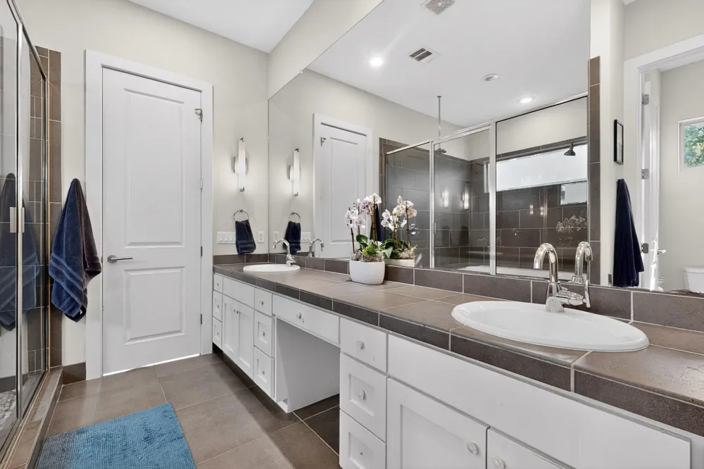 807 W Gibson Street Austin, TX 78704