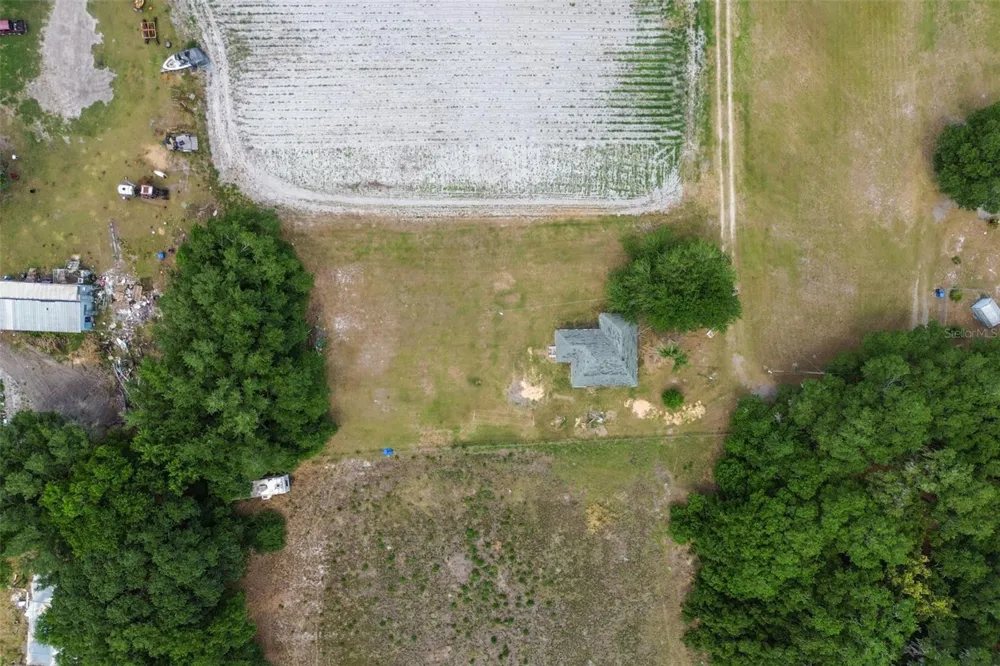 2413 ED BROWN LANE Plant City, FL 33567