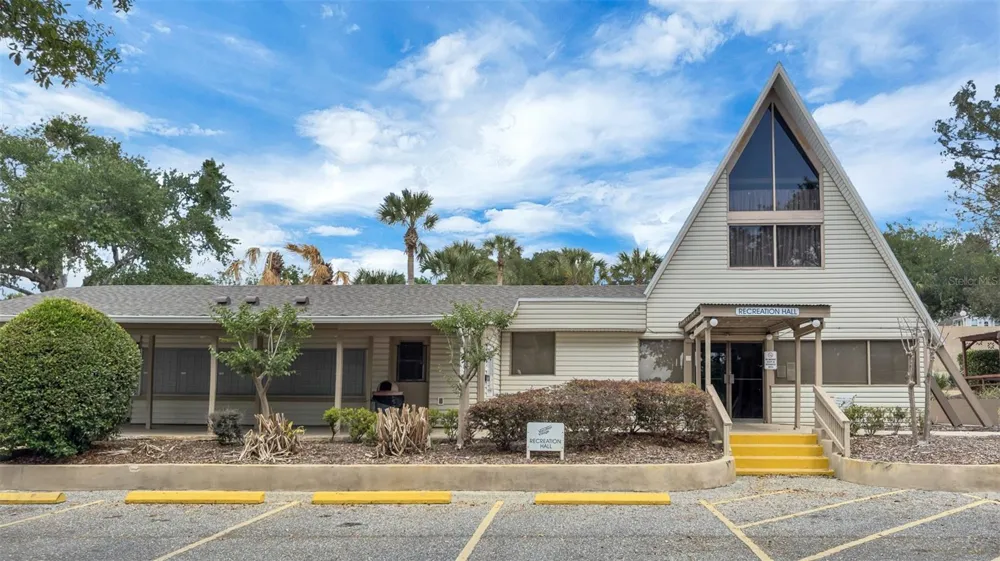 10301 US HIGHWAY 27 #92 Clermont, FL 34711