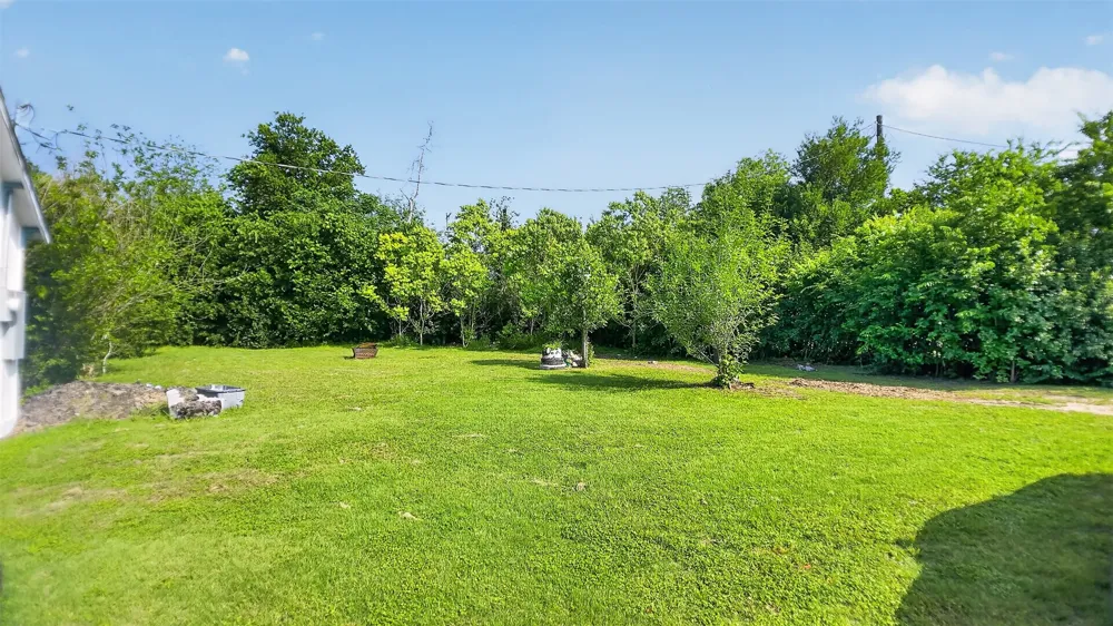240 W Allen Street Bartlett, TX 76511