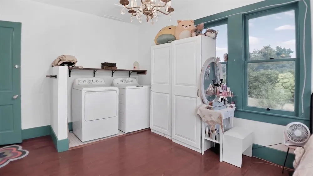 240 W Allen Street Bartlett, TX 76511