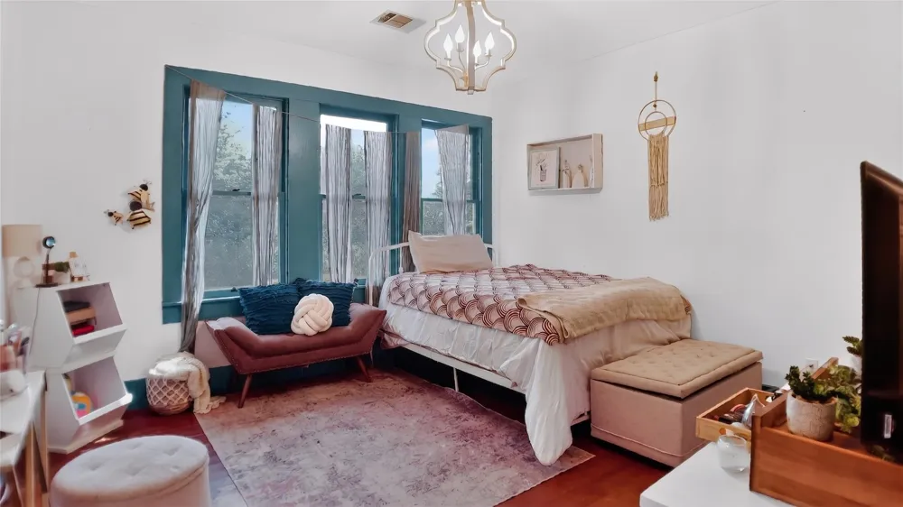 240 W Allen Street Bartlett, TX 76511