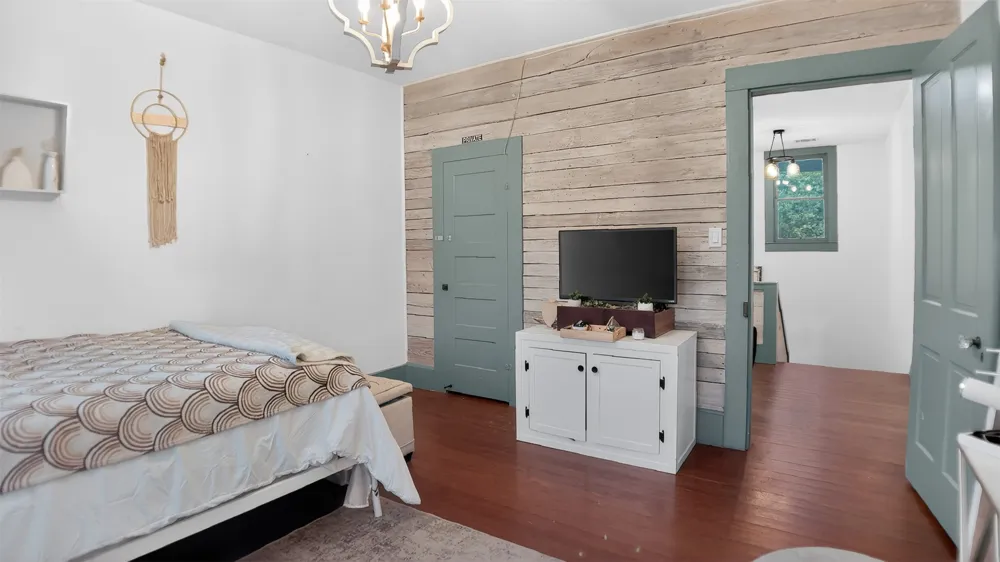 240 W Allen Street Bartlett, TX 76511