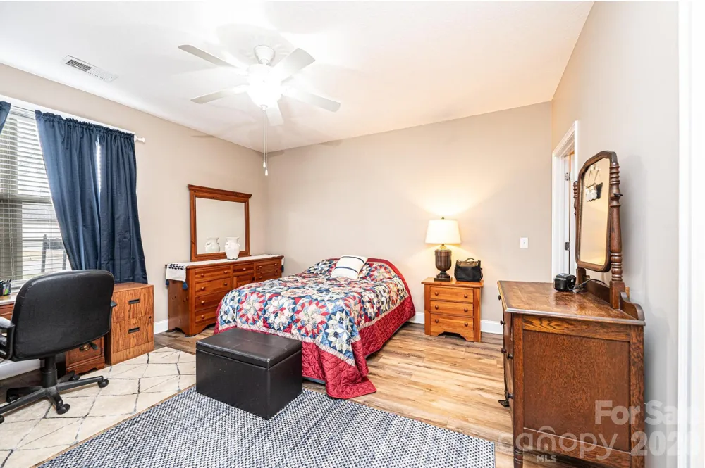 823 Wynnshire Drive #C Hickory, NC 28601