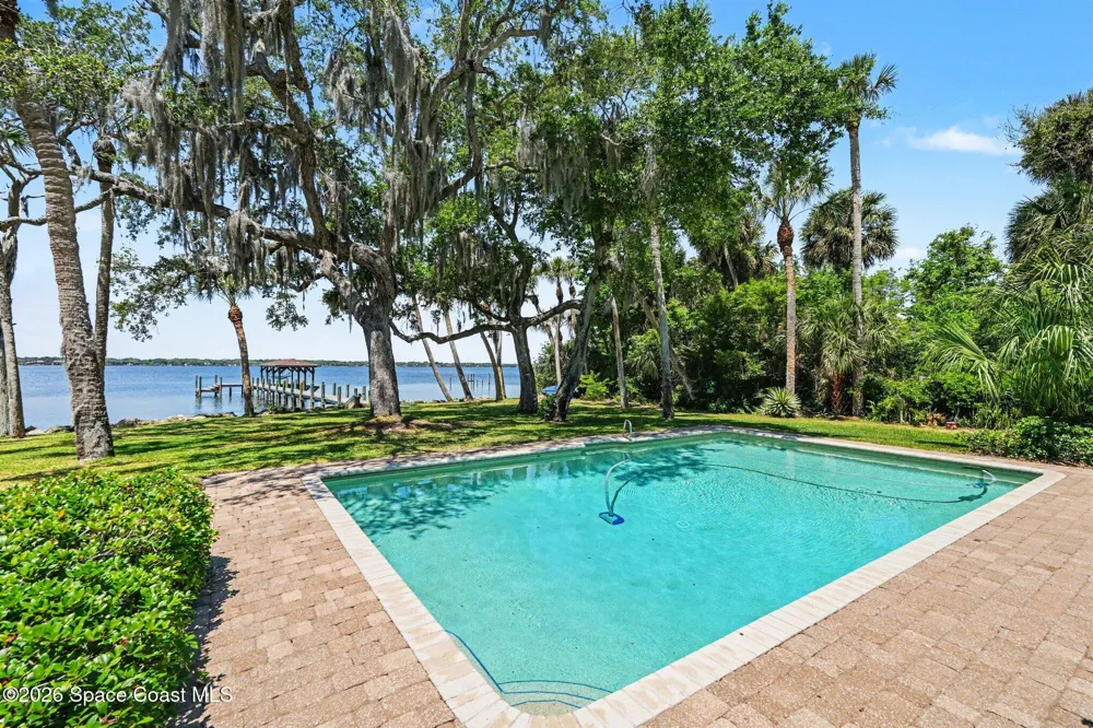 4137 Crooked Mile Road Merritt Island, FL 32952