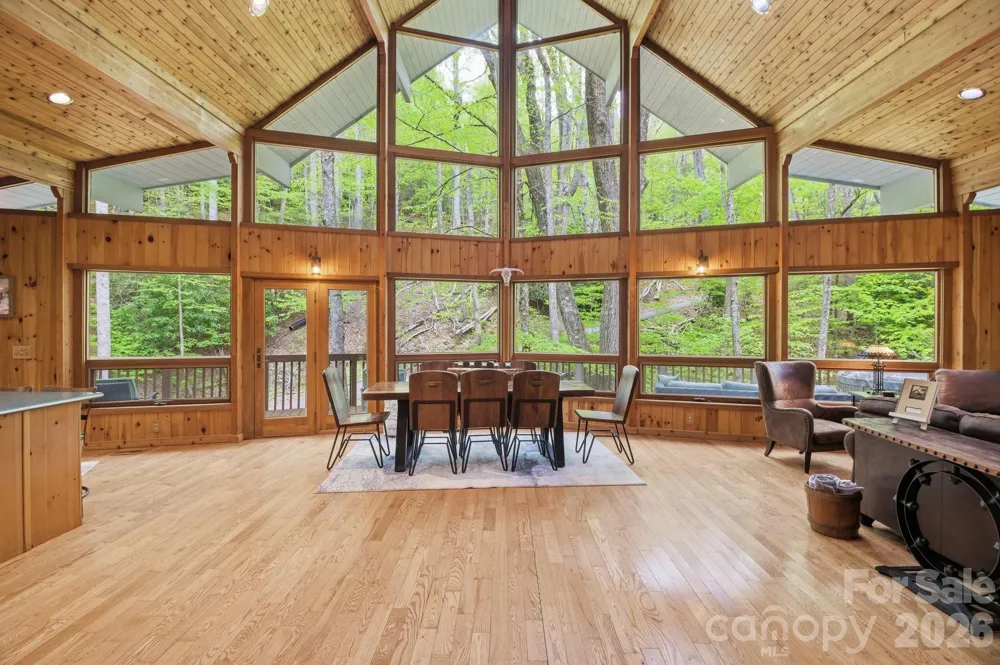 401 Saratoga Boone, NC 28607