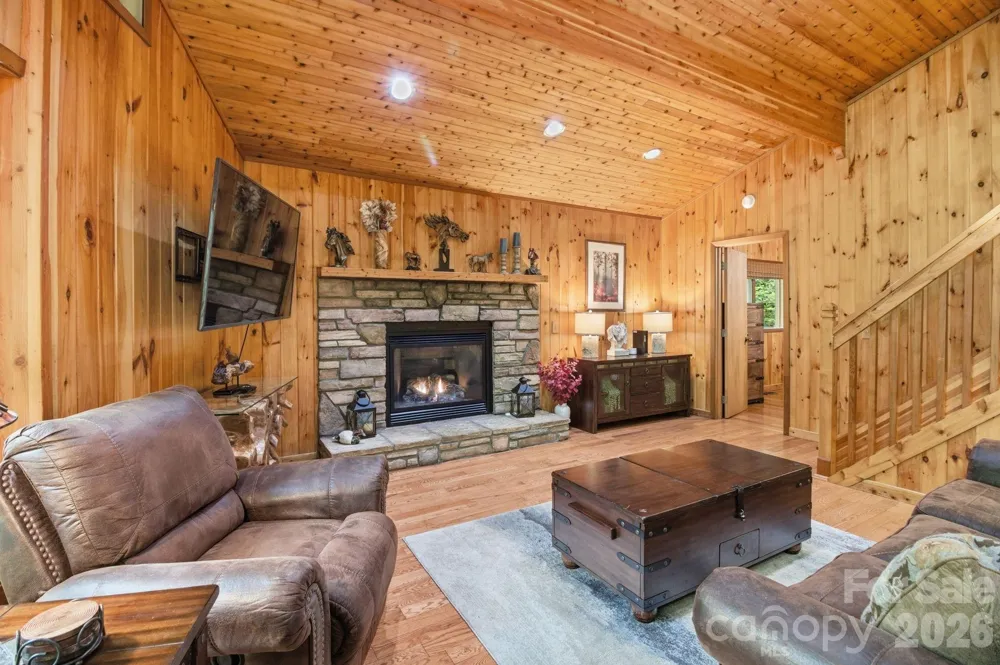 401 Saratoga Boone, NC 28607