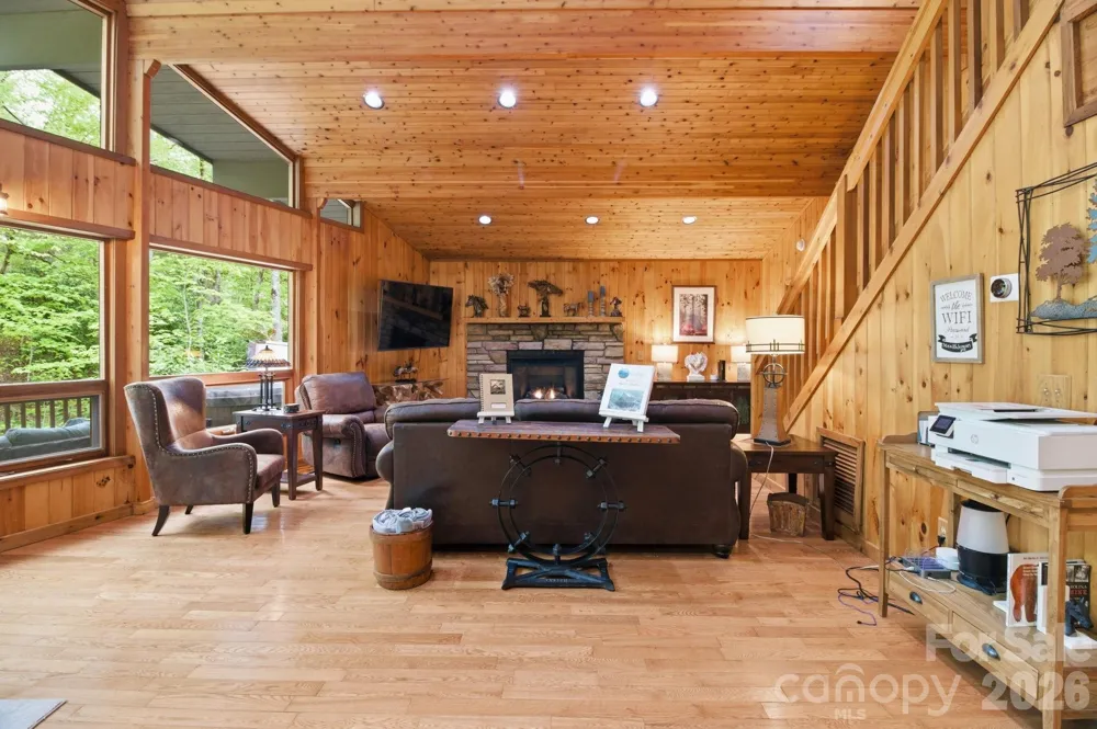 401 Saratoga Boone, NC 28607